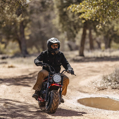 Colemen adventure bike off-road performance on dirt terrain, built for durability, control, and outdoor riding